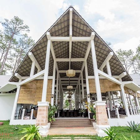 Vkirirom Pine Resort Chambak Dangkom Eksteriør billede